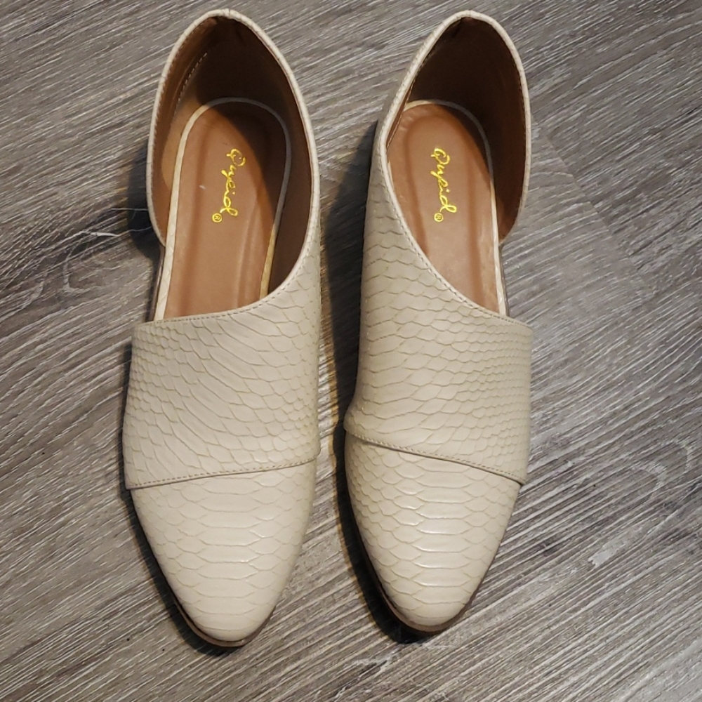 Unique flats